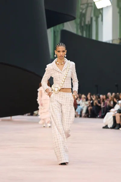 Look 55